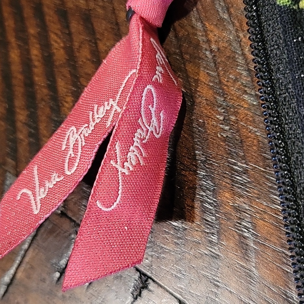 Vera Bradley Zip ID and Coin Carrier - Picture 3 of 4